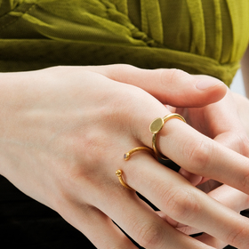 Серебряное кольцо с позолоченным покрытием с аметистом "Гармония мира"
