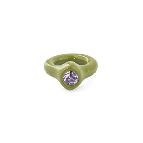 Кольцо оливкового цвета из полимерной глины с лиловым стразом
