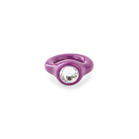 Фиолетовое кольцо из полимерной глины с крупным стразом