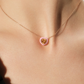 Ожерелье с цитрином с розовой эмалью