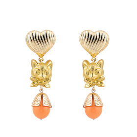 Золотистые серьги с кошками с оранжевым камнем