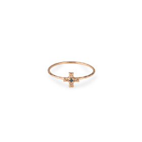Тонкое кольцо из розового золота с крестом из бриллиантов