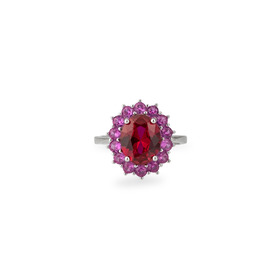 Серебряное кольцо с крупным красным кристаллом