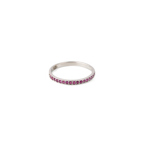 Плоское кольцо из серебра инкрустированное рубинами