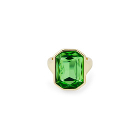 Золотистое кольцо с зеленым кристаллом