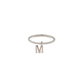 Кольцо из серебра с буквой M