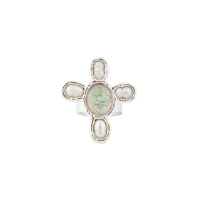 Кольцо с серебряным покрытием с дихроическим стеклом с жемчугом в виде креста