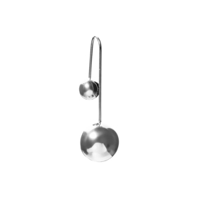 Короткая моносерьга из серебра с двумя шариками