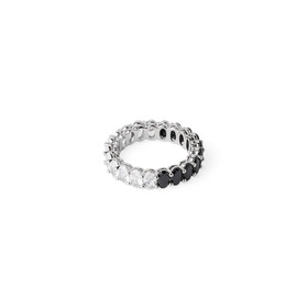 Серебристое кольцо с черными и белыми кристаллами