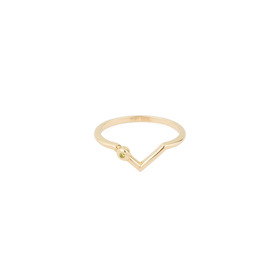 Кольцо из желтого золота с треугольником и вставкой из демантоида