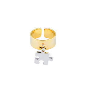 Золотистое кольцо с серебристым пазлом