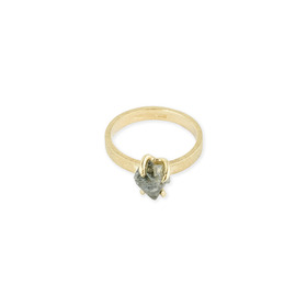 Кольцо Rough diamond из золота с кристаллом кварца