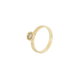 Кольцо Fragile rose из золота с бриллиантом