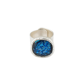Кольцо с кабошоном из дихроического синего стекла