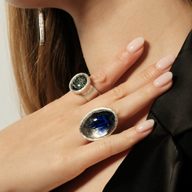 Кольцо с серебряным покрытием с синей медузой и прозрачным стеклом
