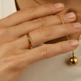 Позолоченное женское обручальное кольцо из серебра с бриллиантом
