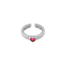 Серебристое фигурное кольцо с красным сердцем