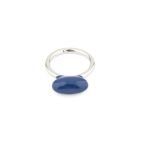 Серебристое кольцо с эмалированной синей вставкой