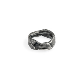 Черненое кольцо из серебра Intuition