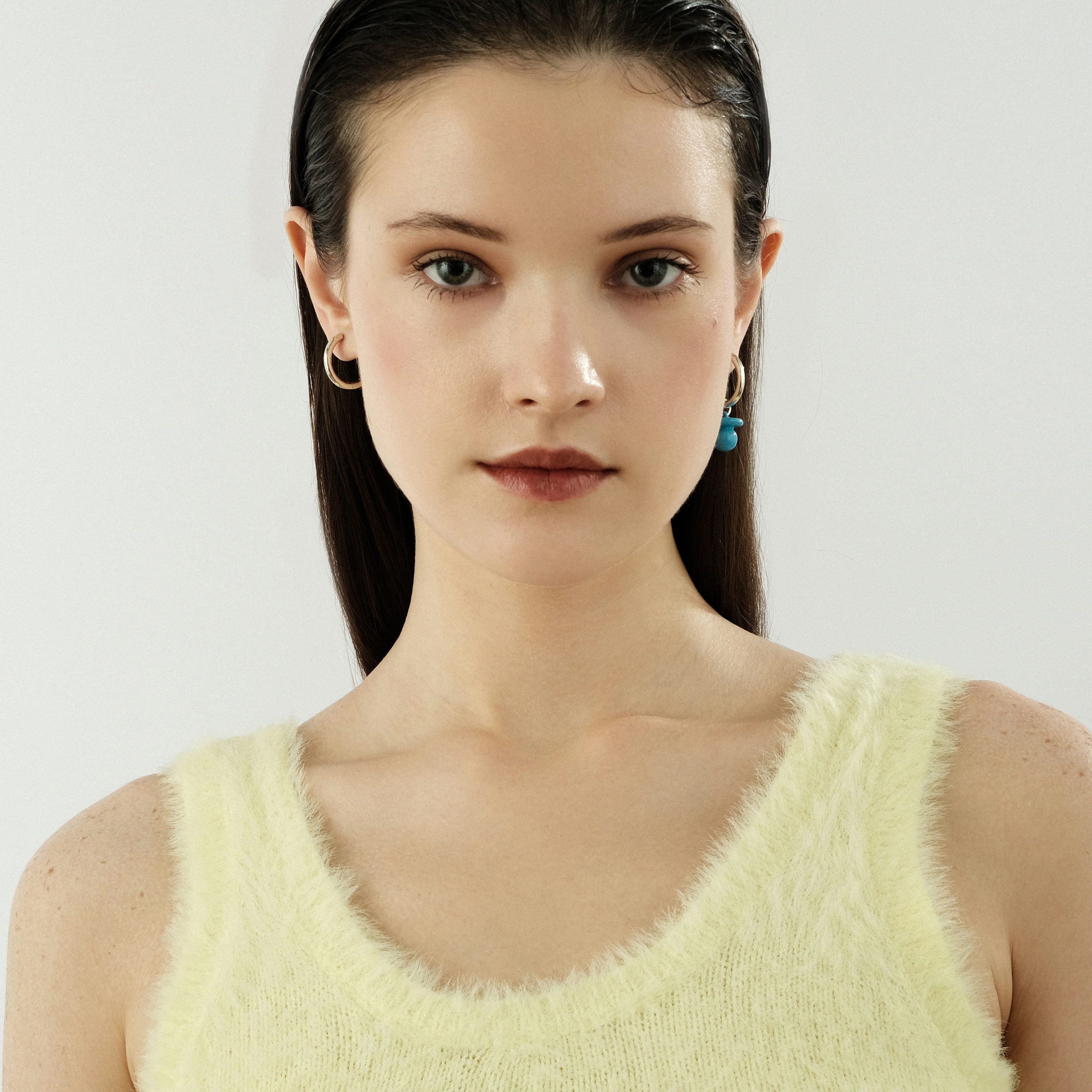 ASYMMETRIC NIPPLE blue EARRINGS