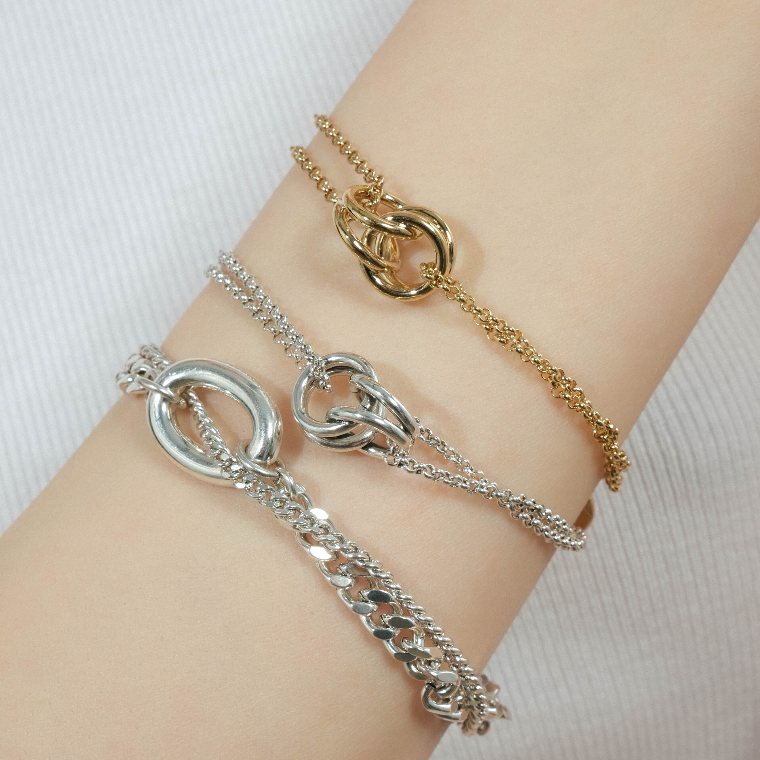 Серебристый браслет из латуни Irrma