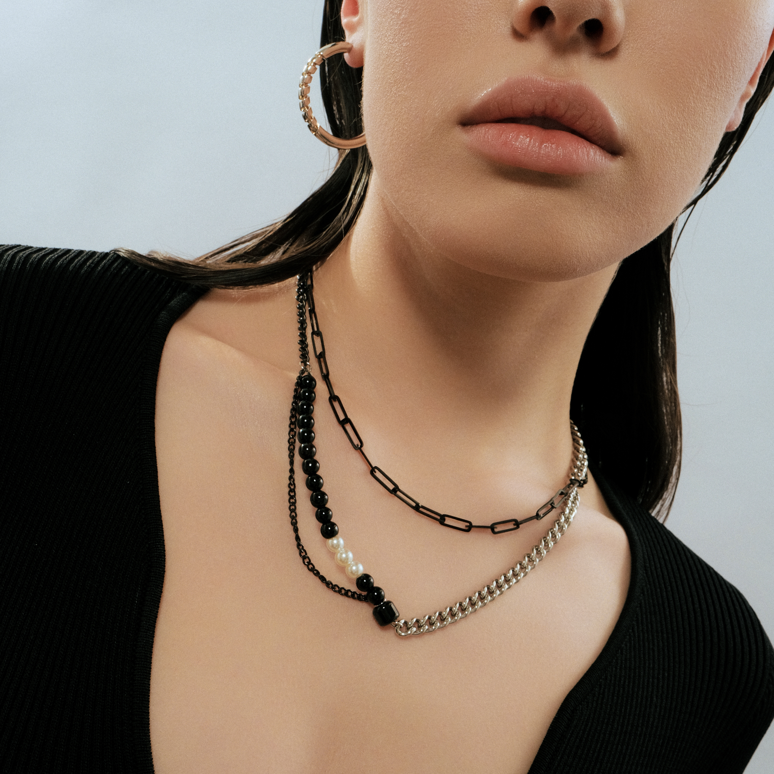 Серебристая моносерьга Lacy S 30