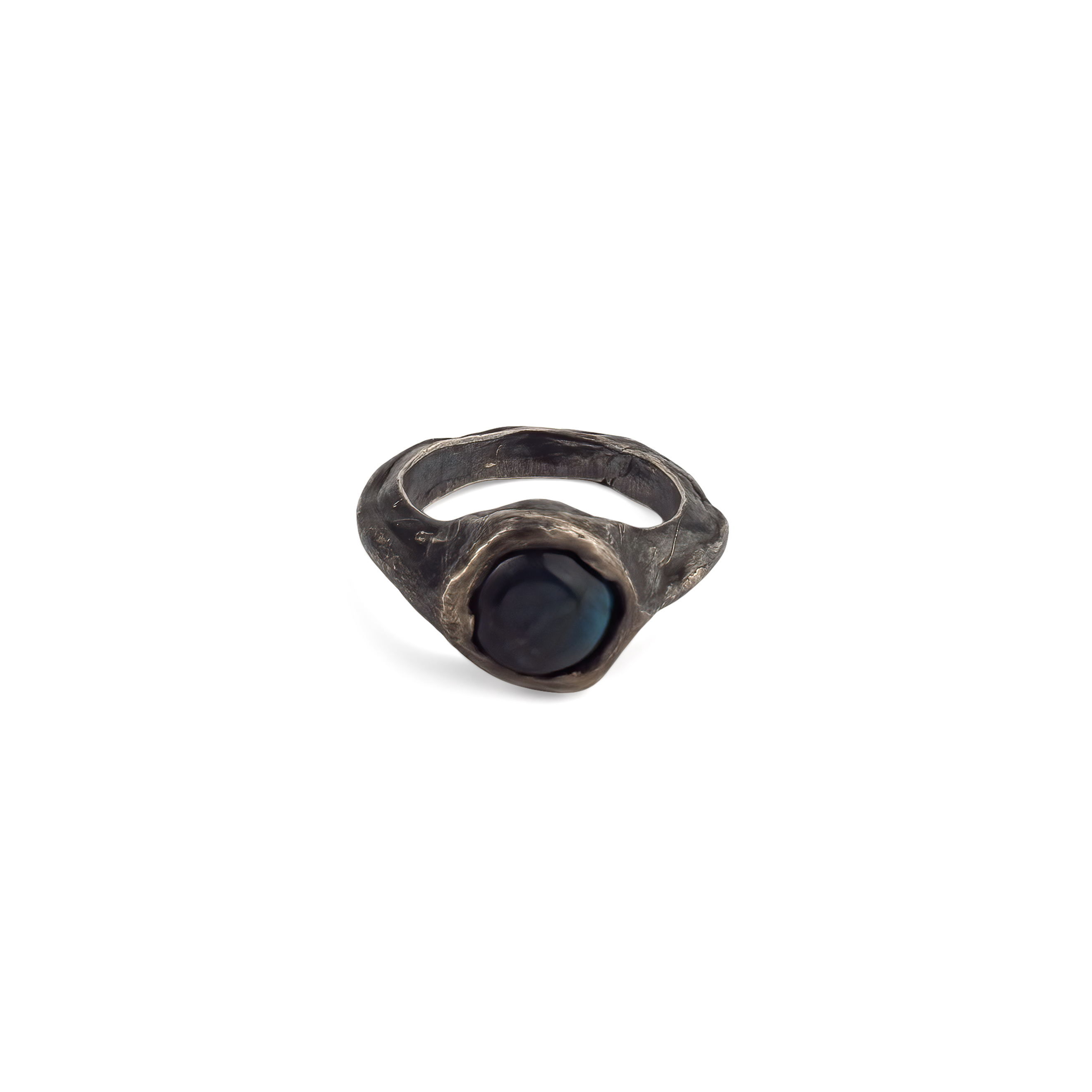 COVENT ring with Labrador