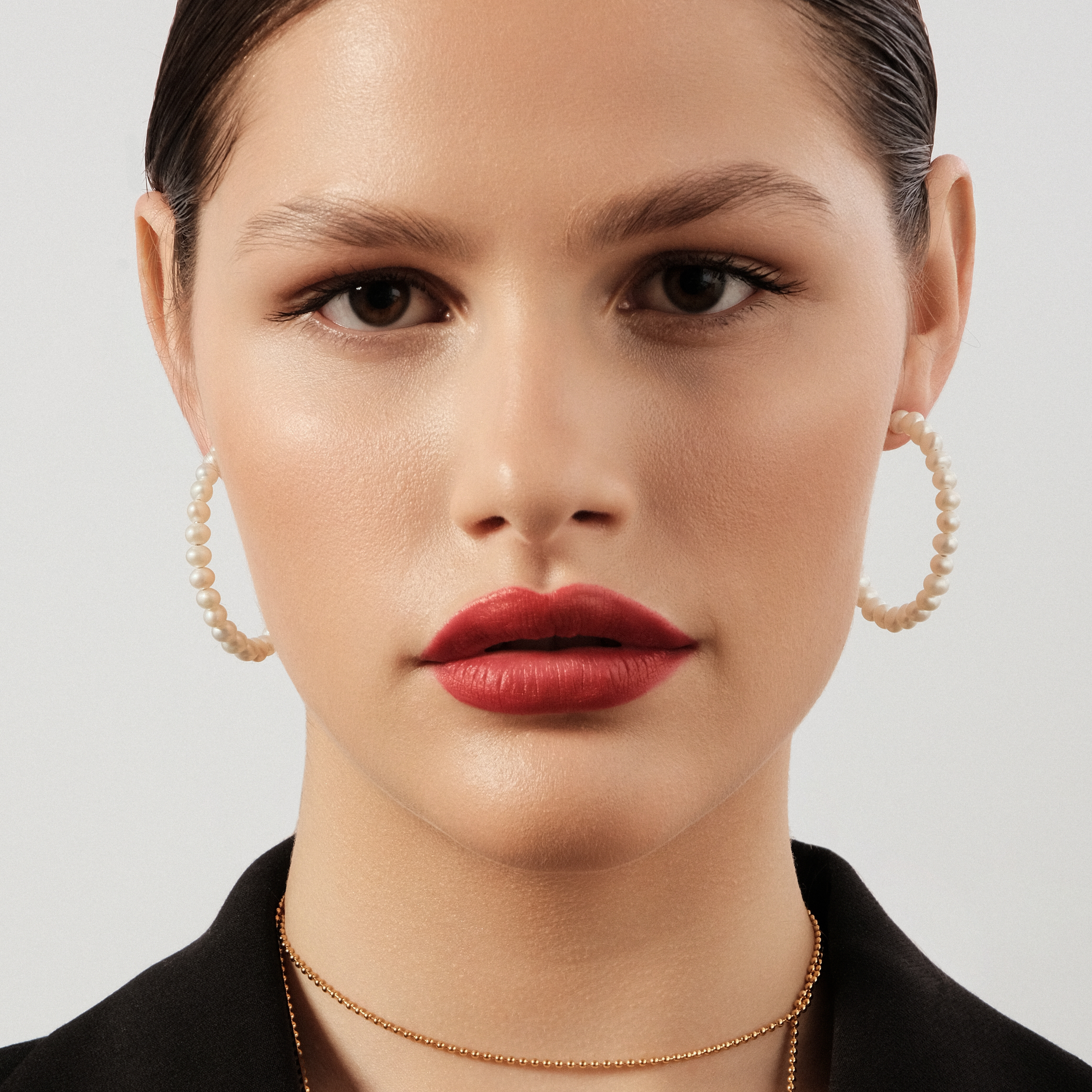 Gloss Hoop Earrings with Pearls