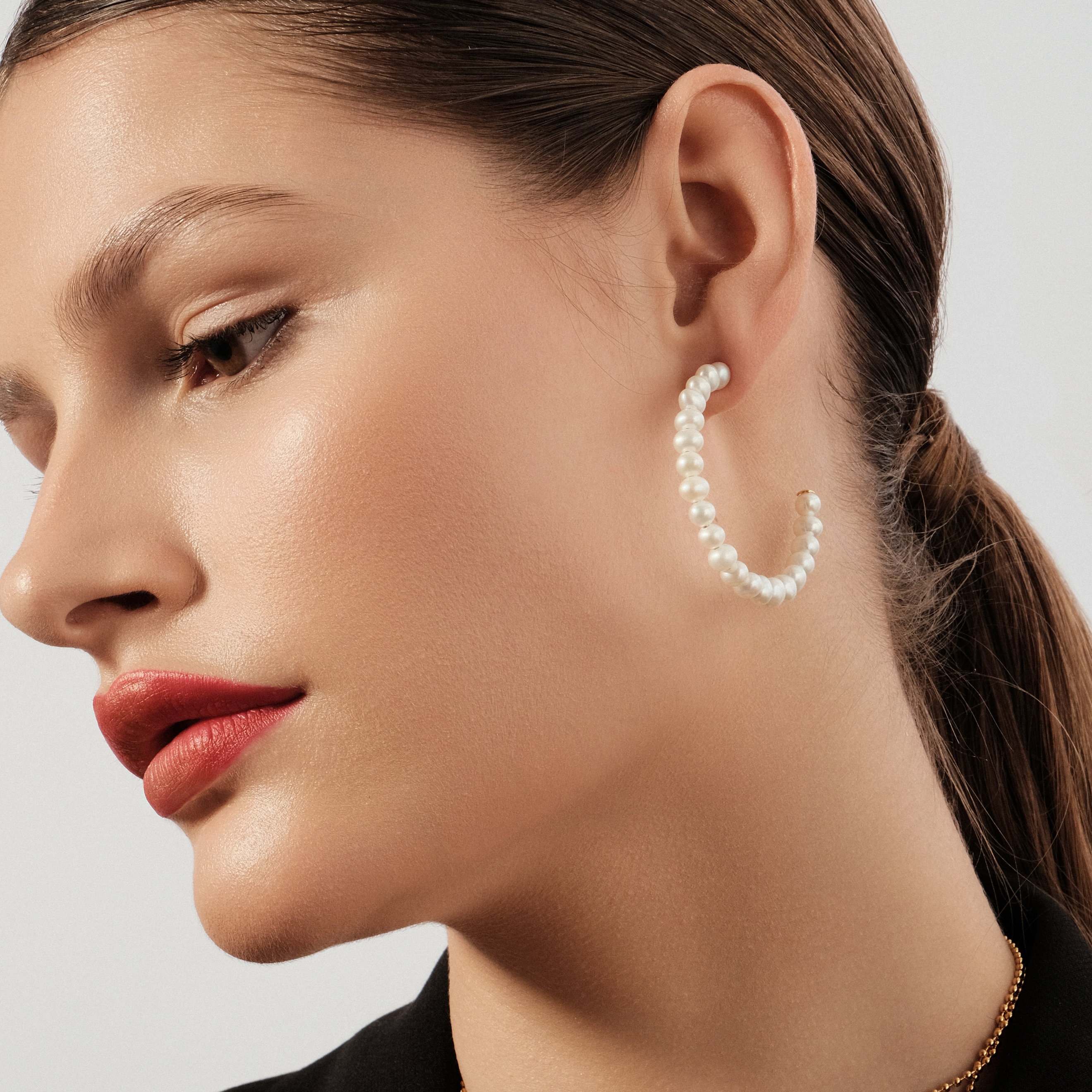 Gloss Hoop Earrings with Pearls