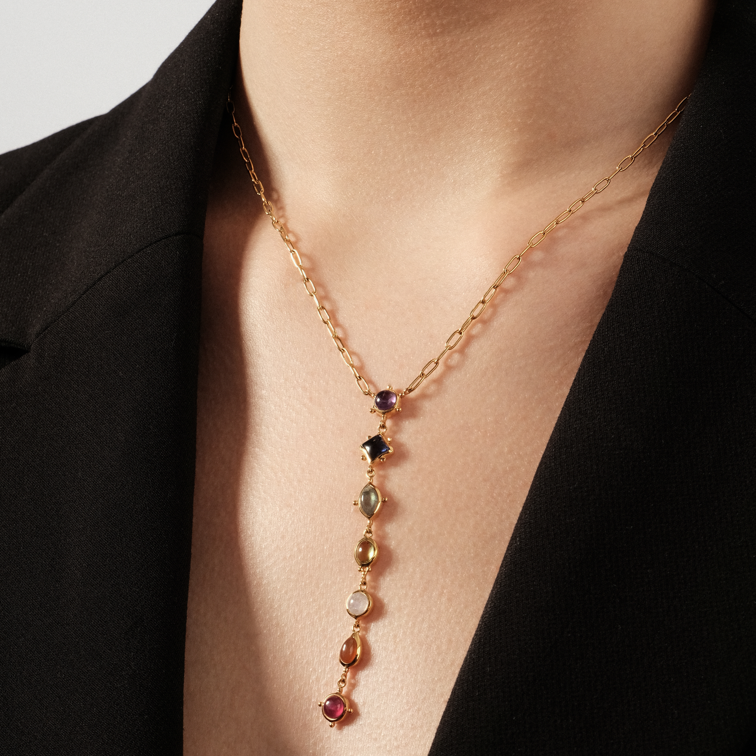 Magic Nature necklace with a strip of precious stones