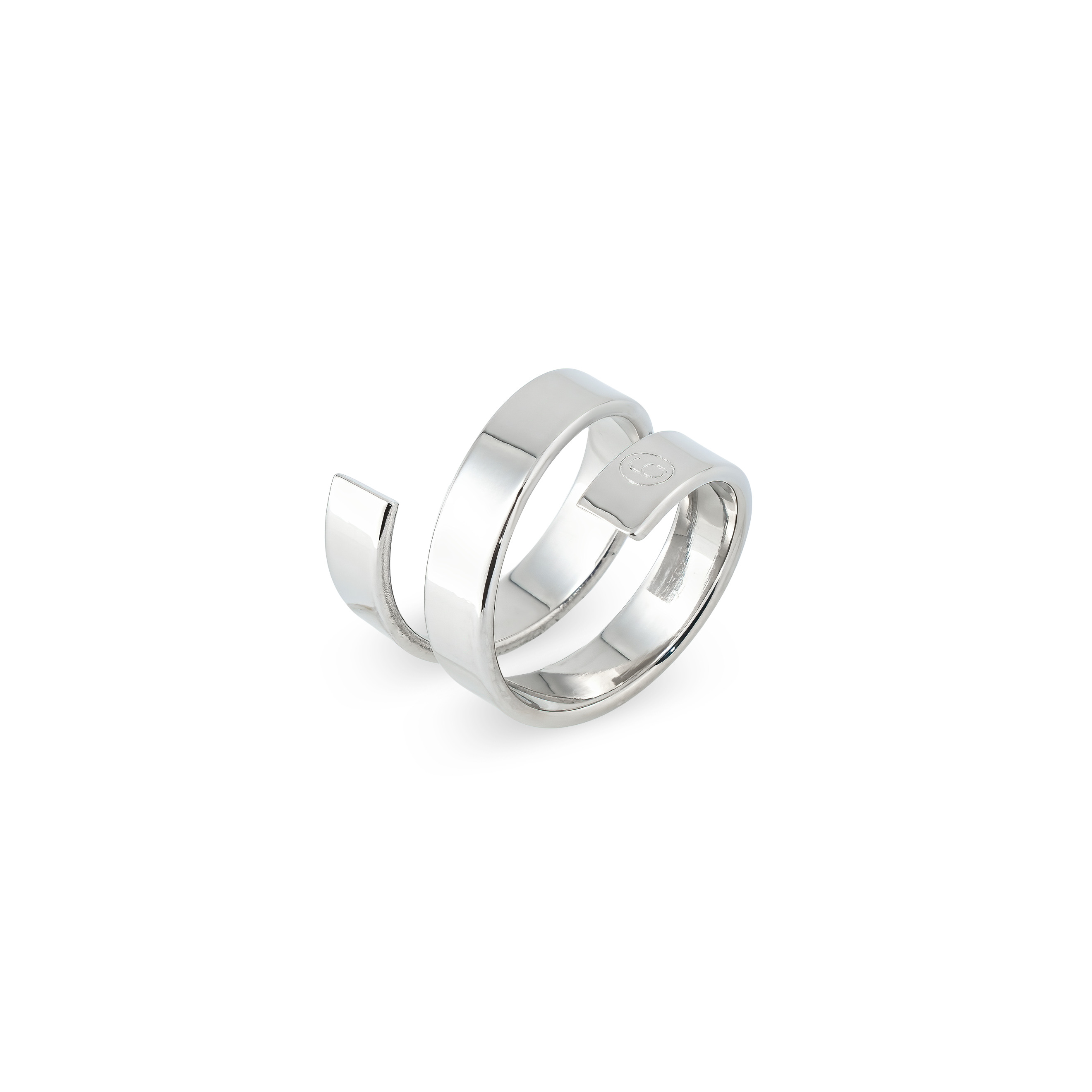 Серебристое кольцо SS23