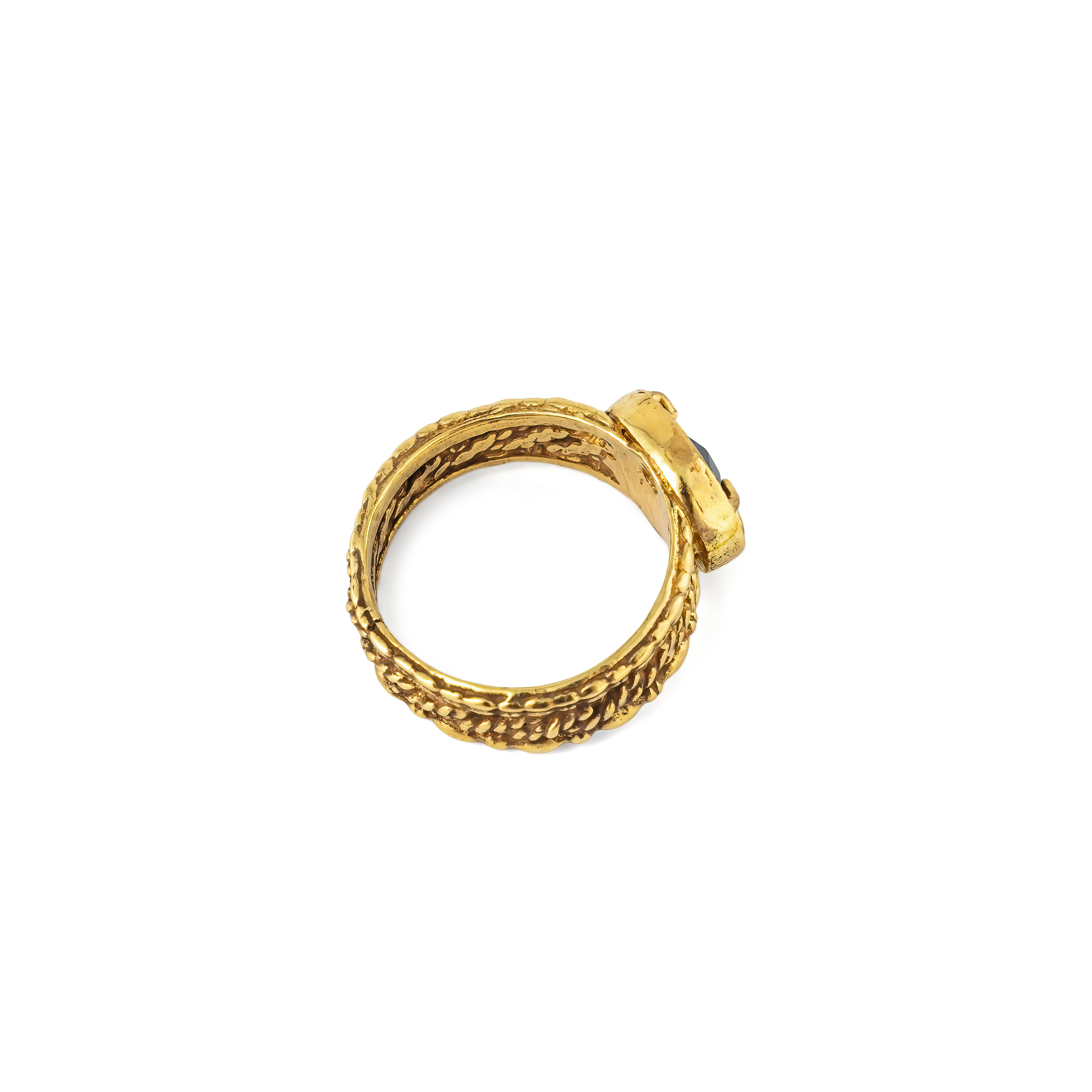 Golden ring with black spinel