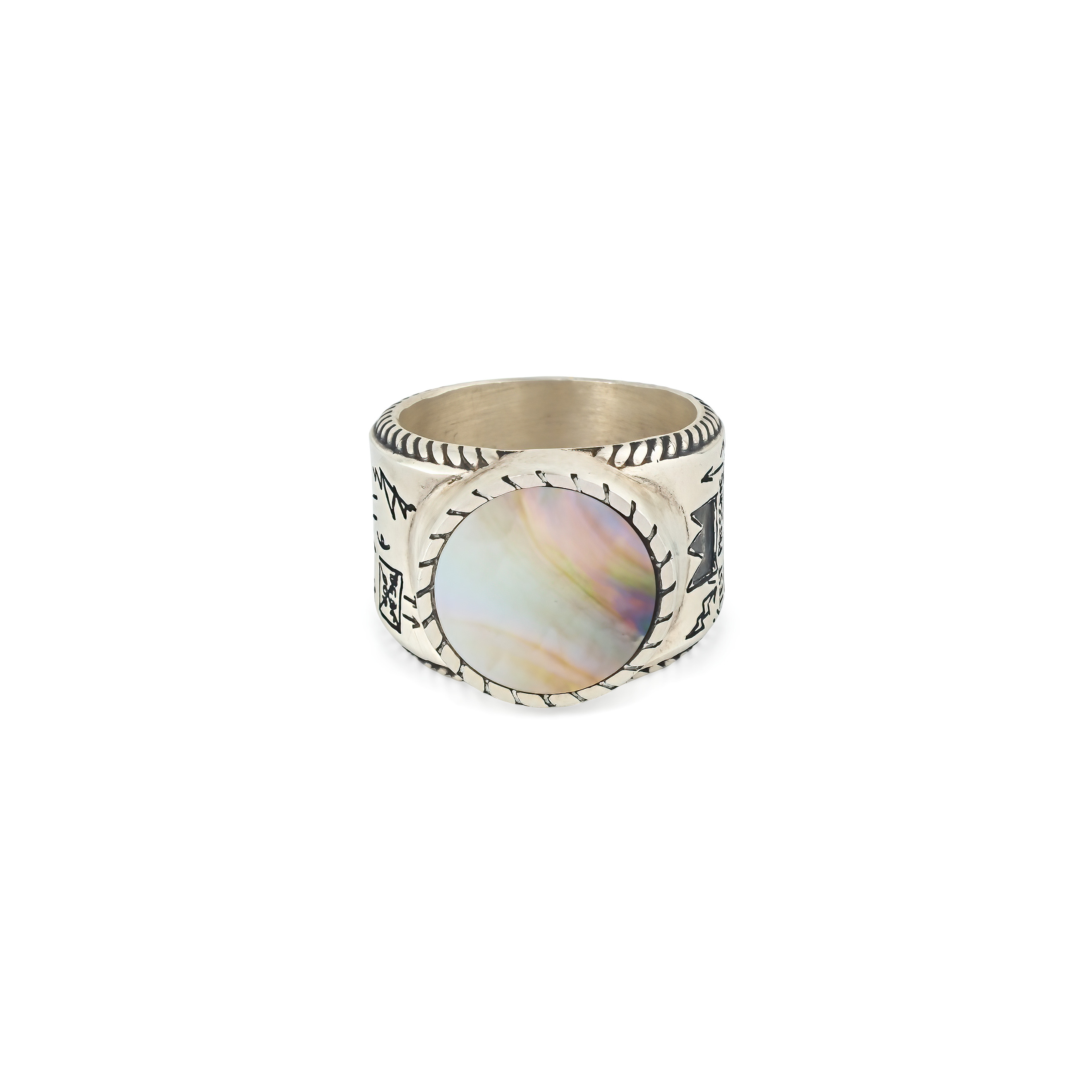 BASQUAIT NACRE RING made of silver