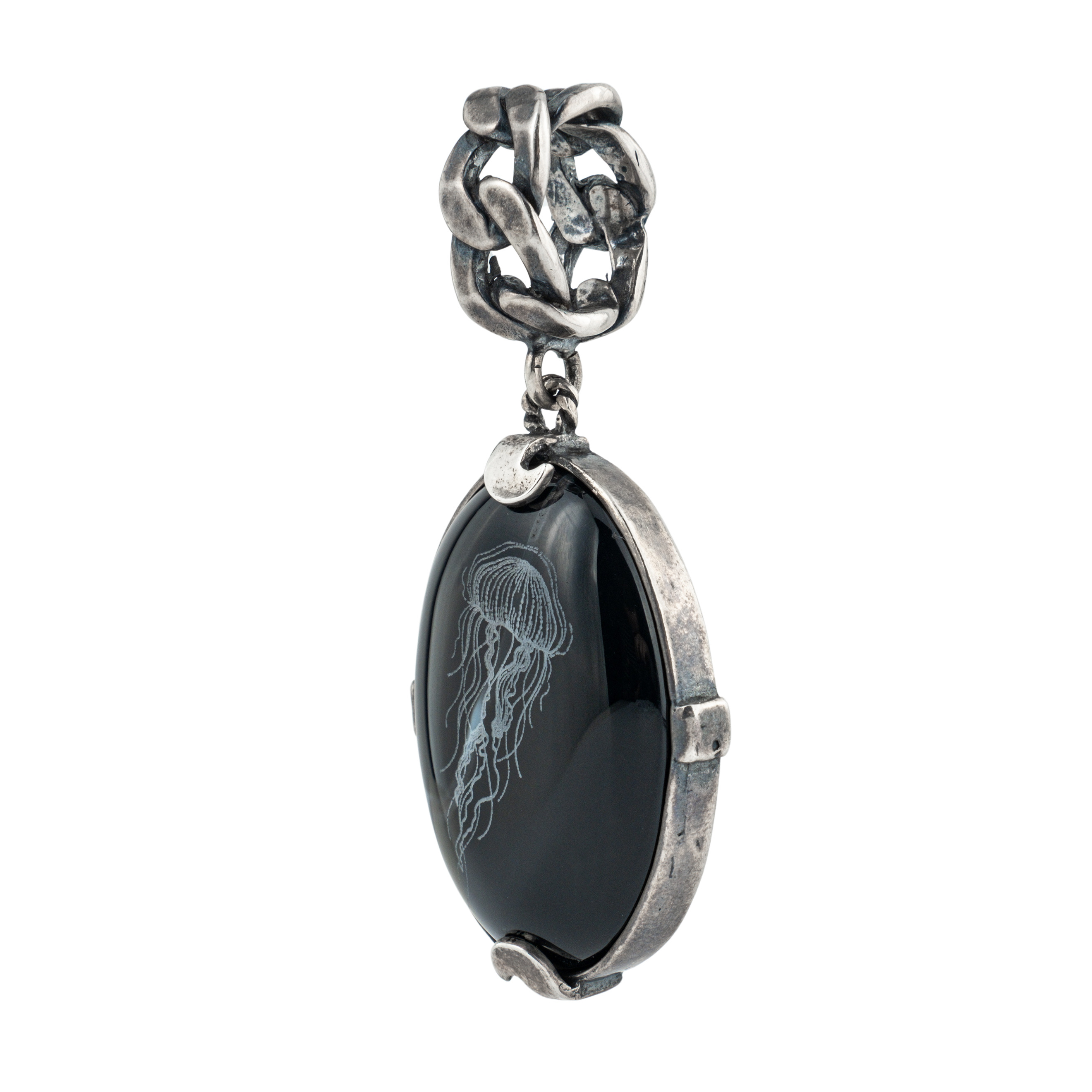 Silver pendant with black onyx