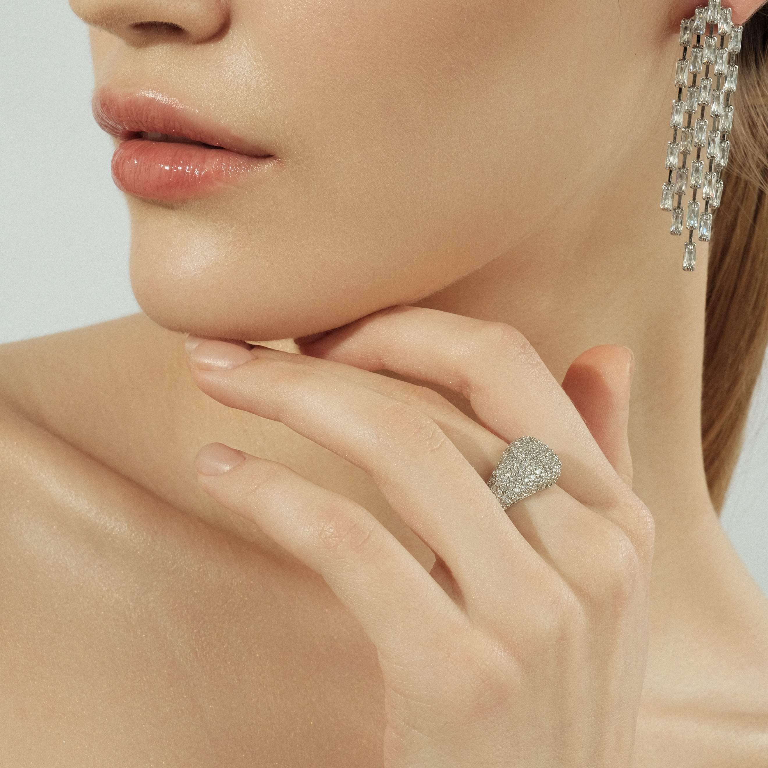 signet ring with crystals