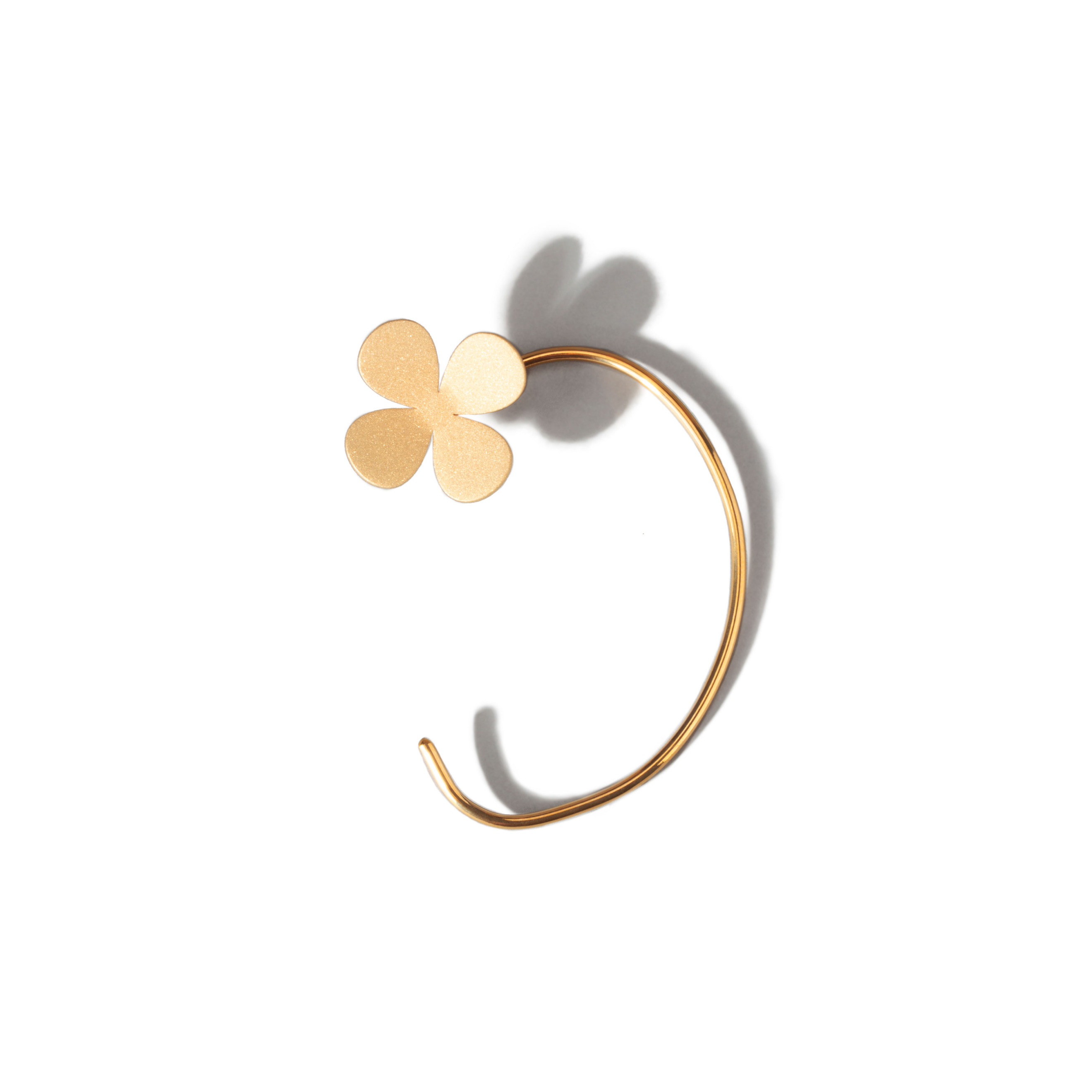 Позолоченный кафф Flower