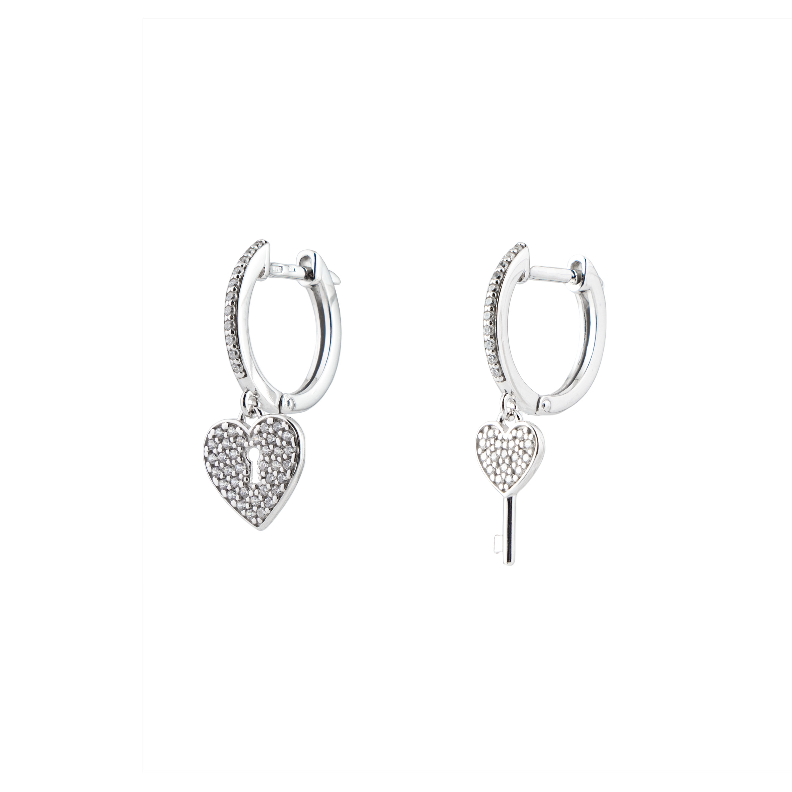 FAIR PAIR earrings made of silver