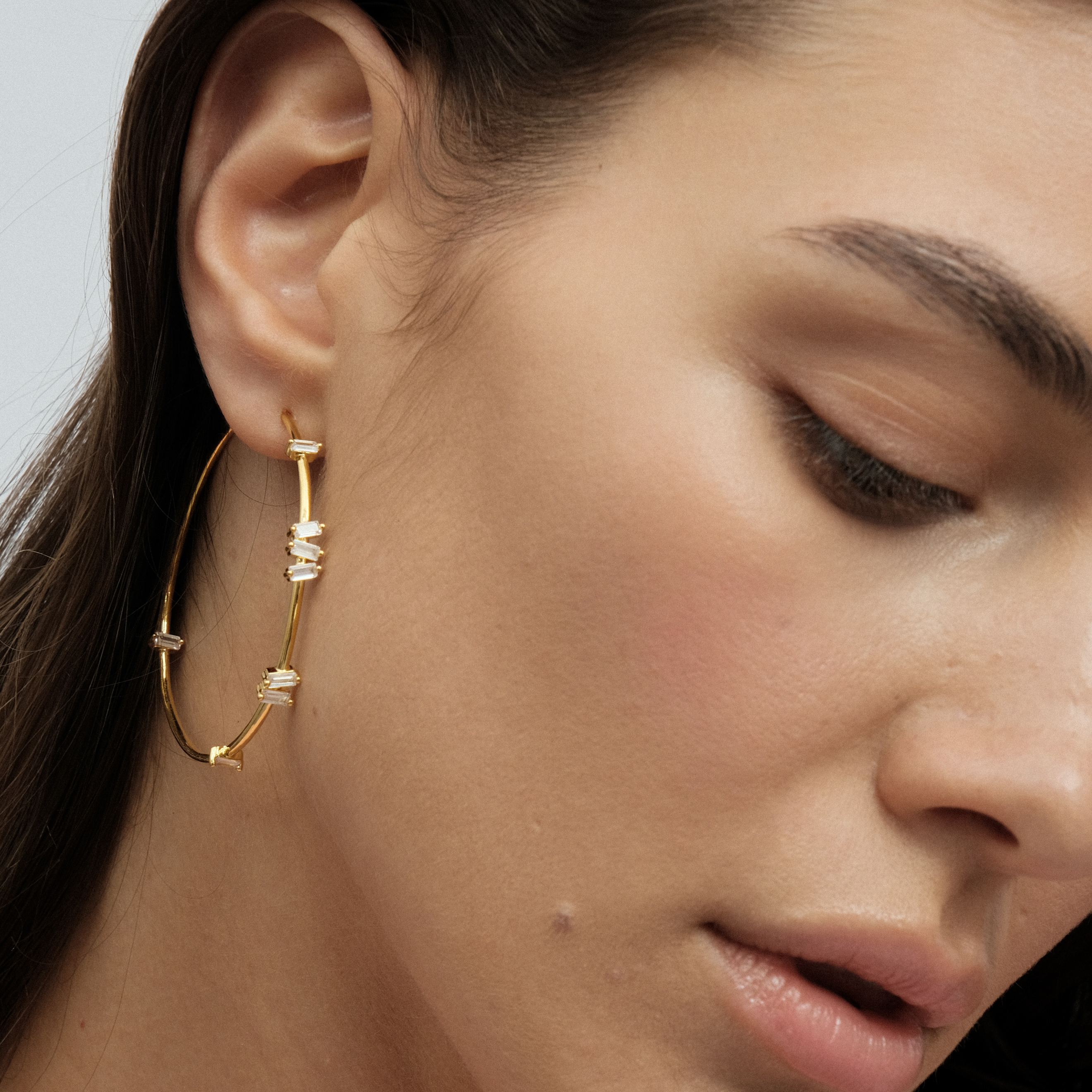 Позолоченные серьги-кольца BAGUETTE HOOPS