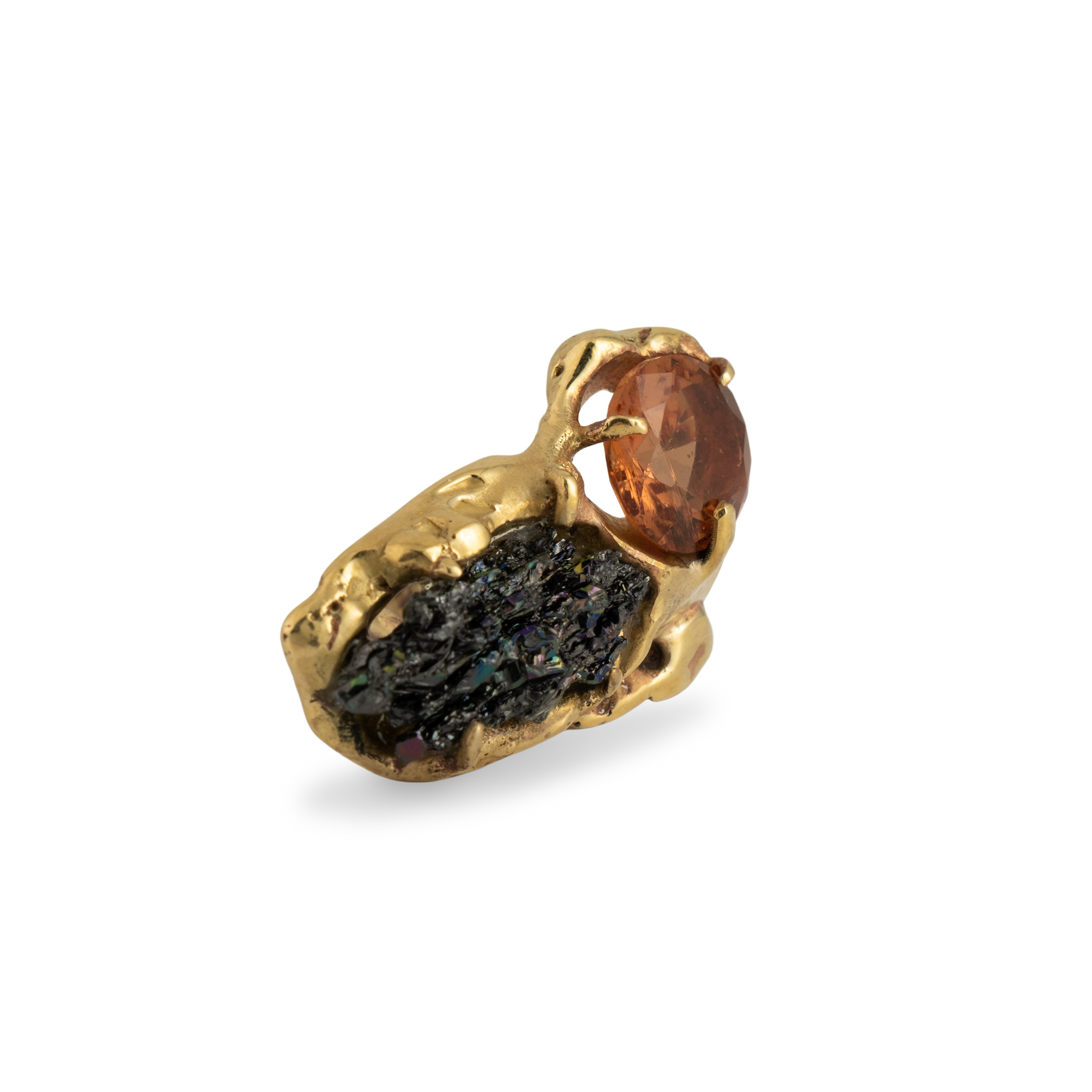 Brass ring with inserts: synthetic sultanite and quartz