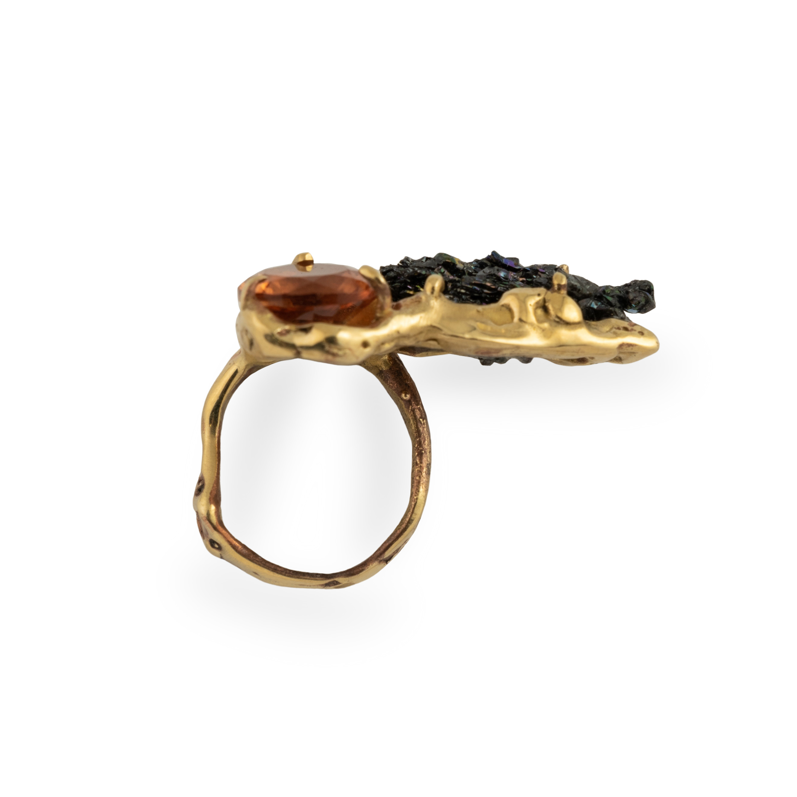 Brass ring with inserts: synthetic sultanite and quartz
