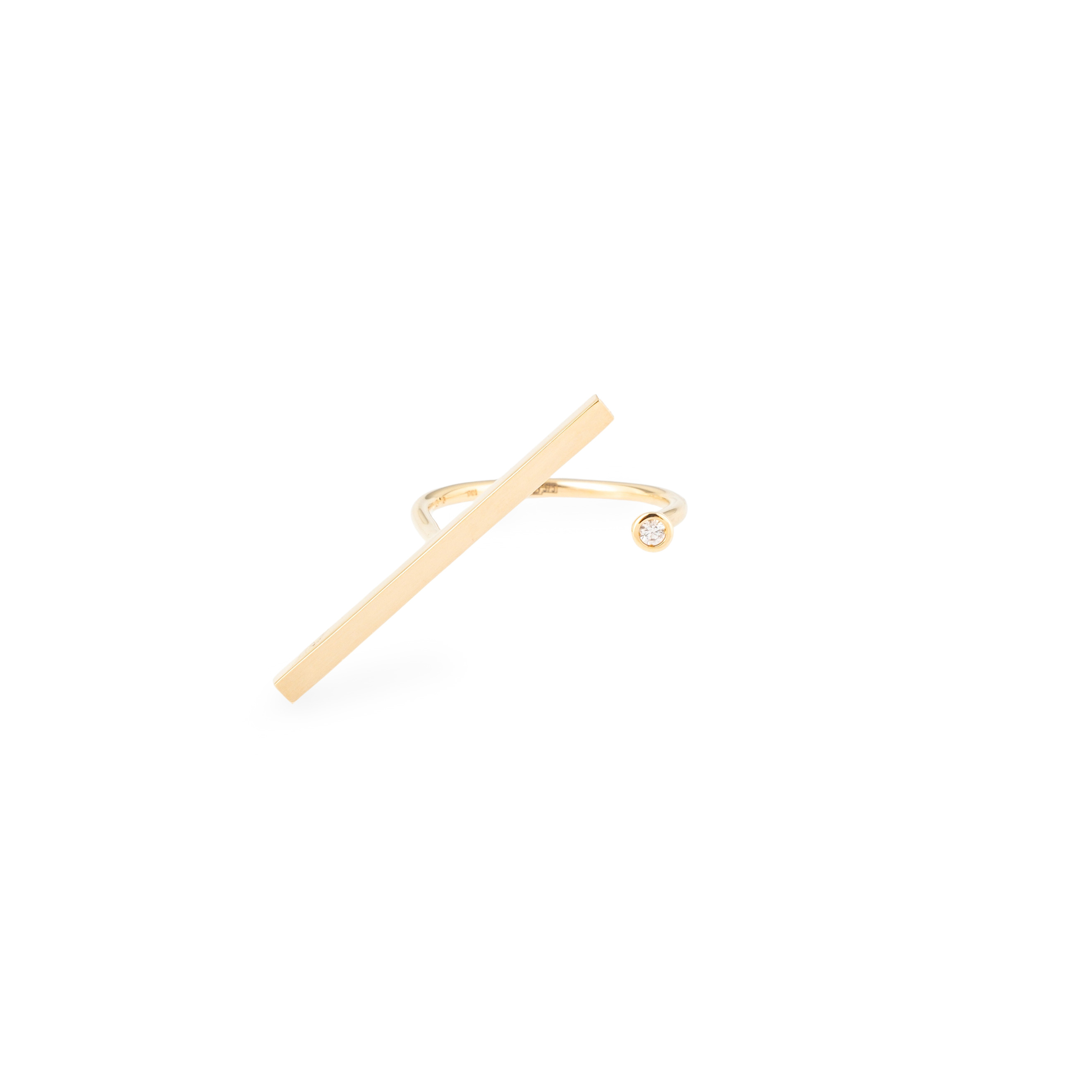 Yellow gold open ring with diamond