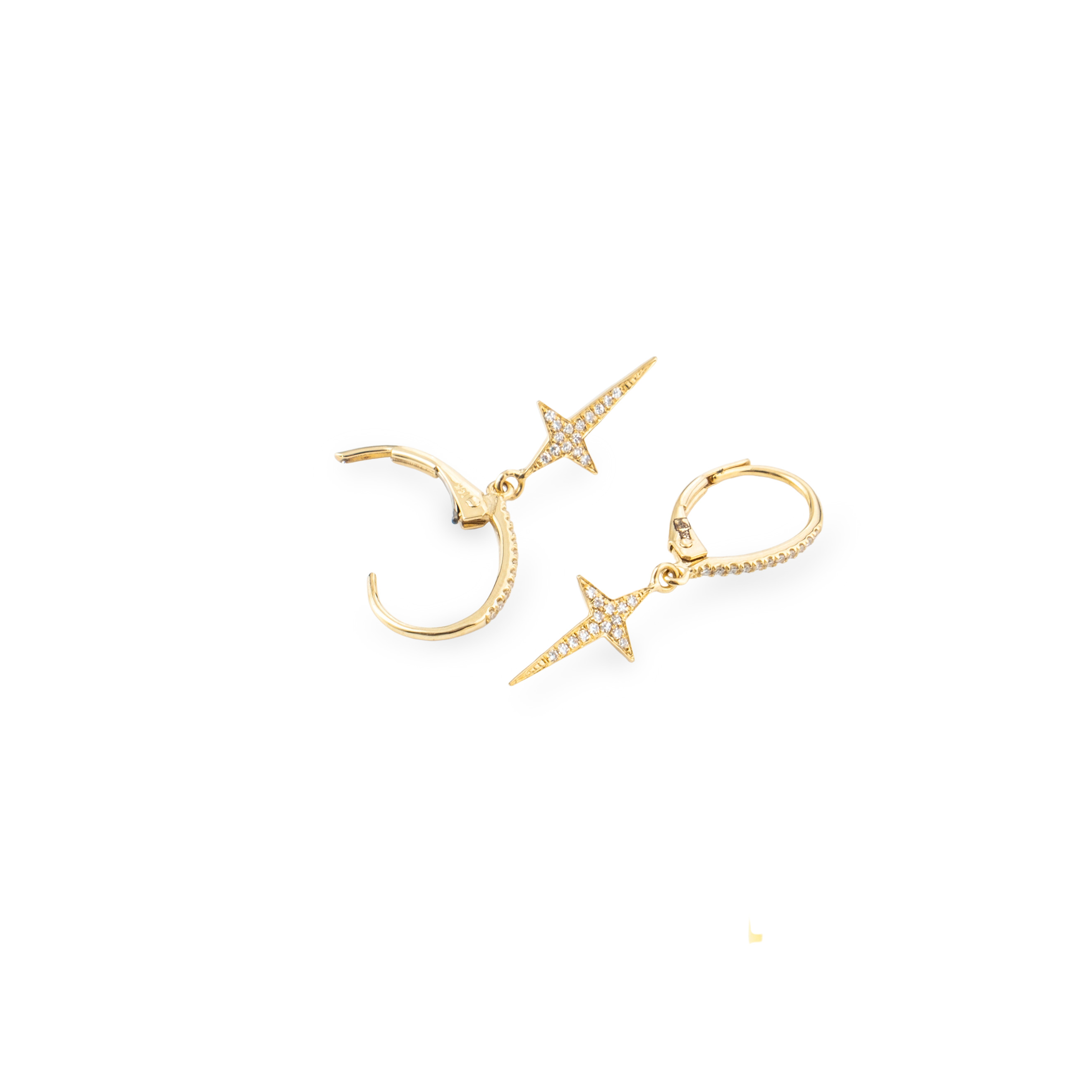 Yellow gold star earrings with diamonds