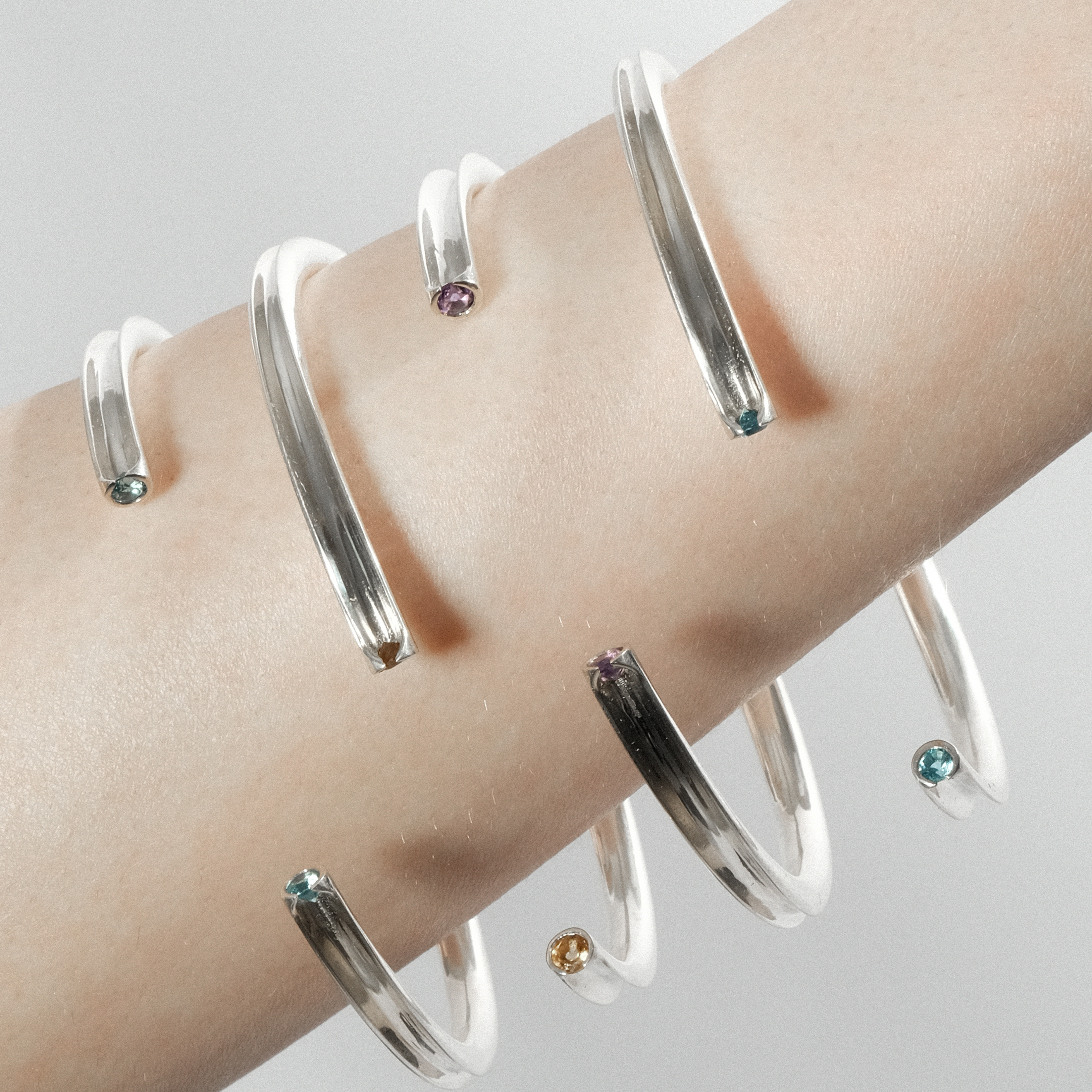 Silver bracelet with topaz