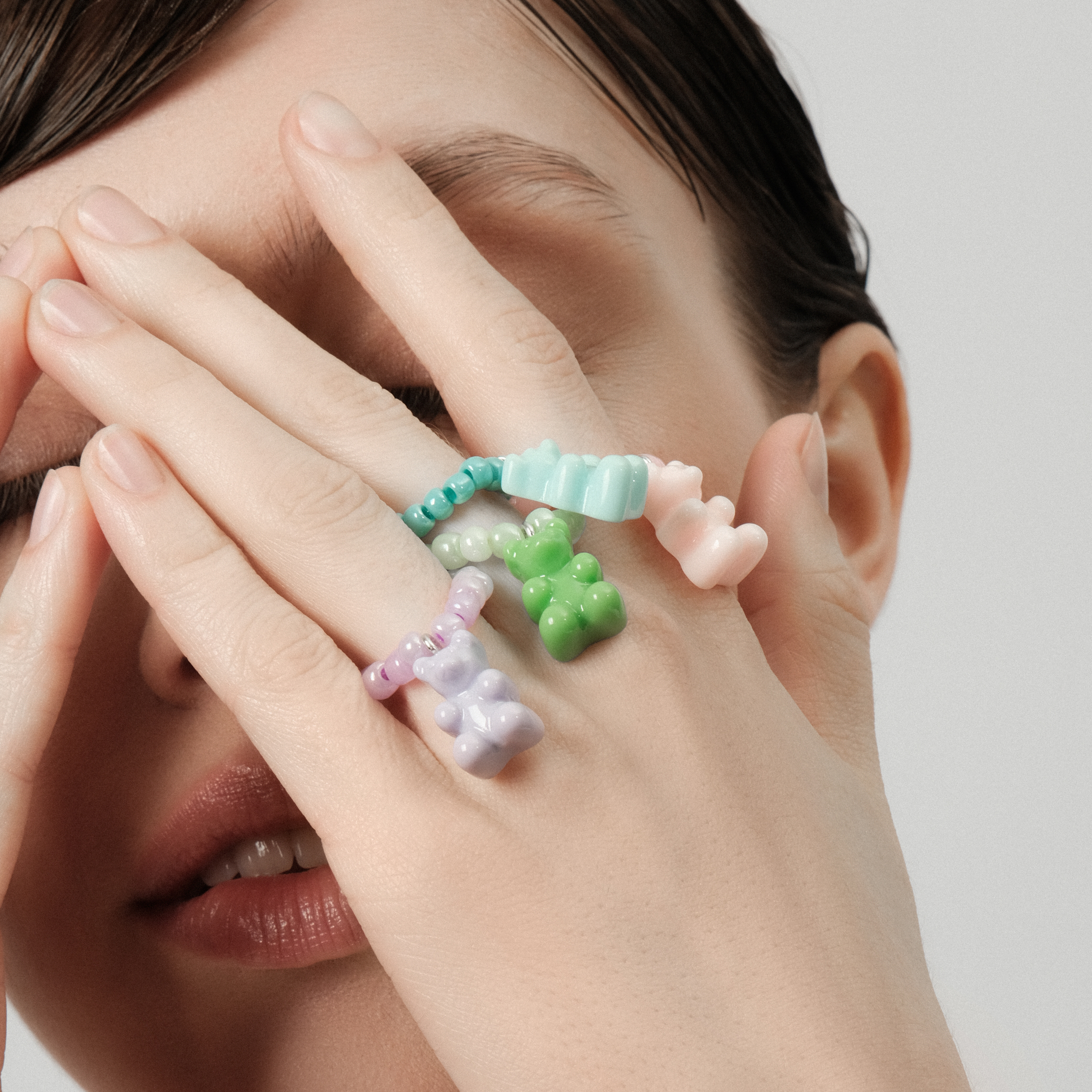 Blue ring with a Gummi bear