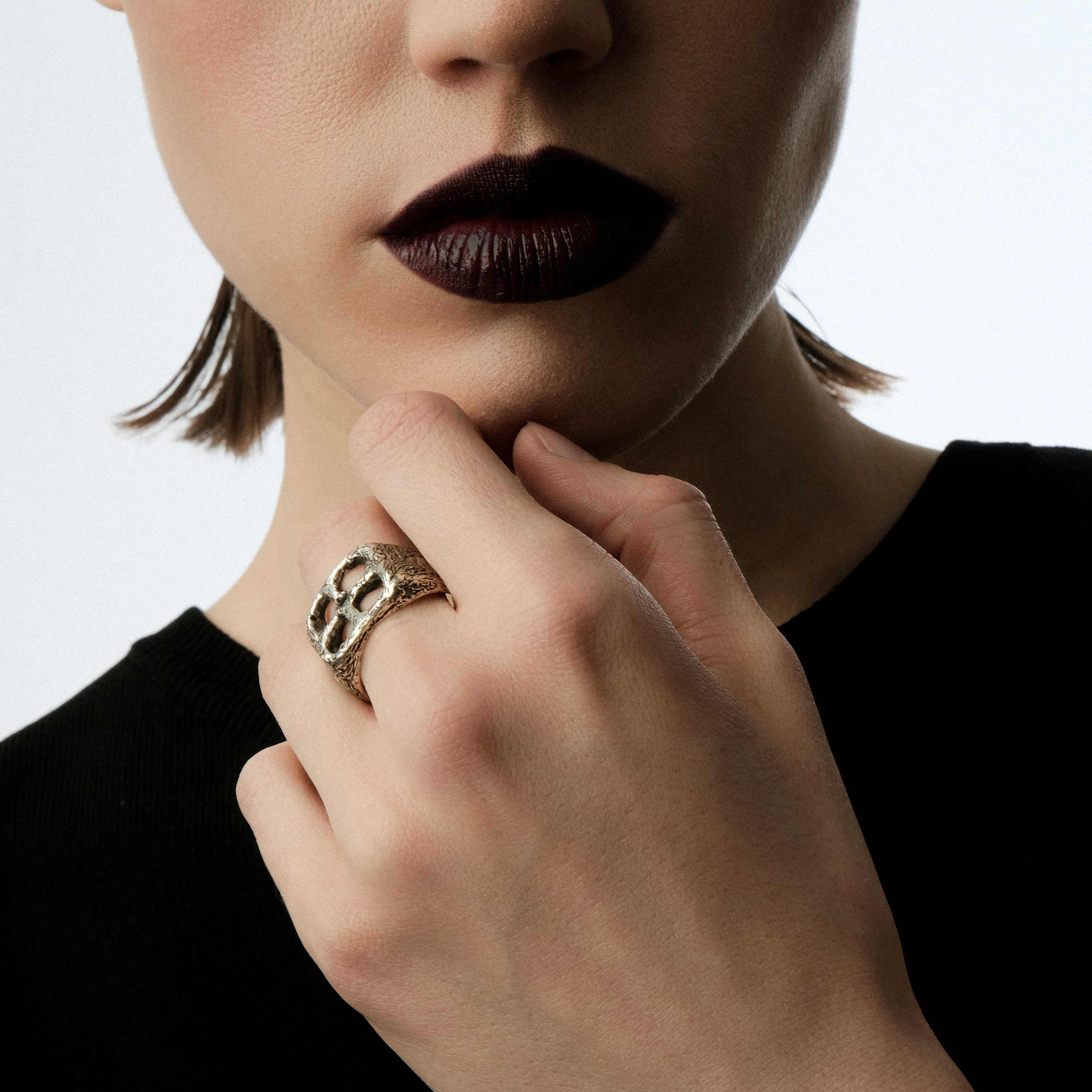 Кольцо из серебра MASSIVE CROSS RING