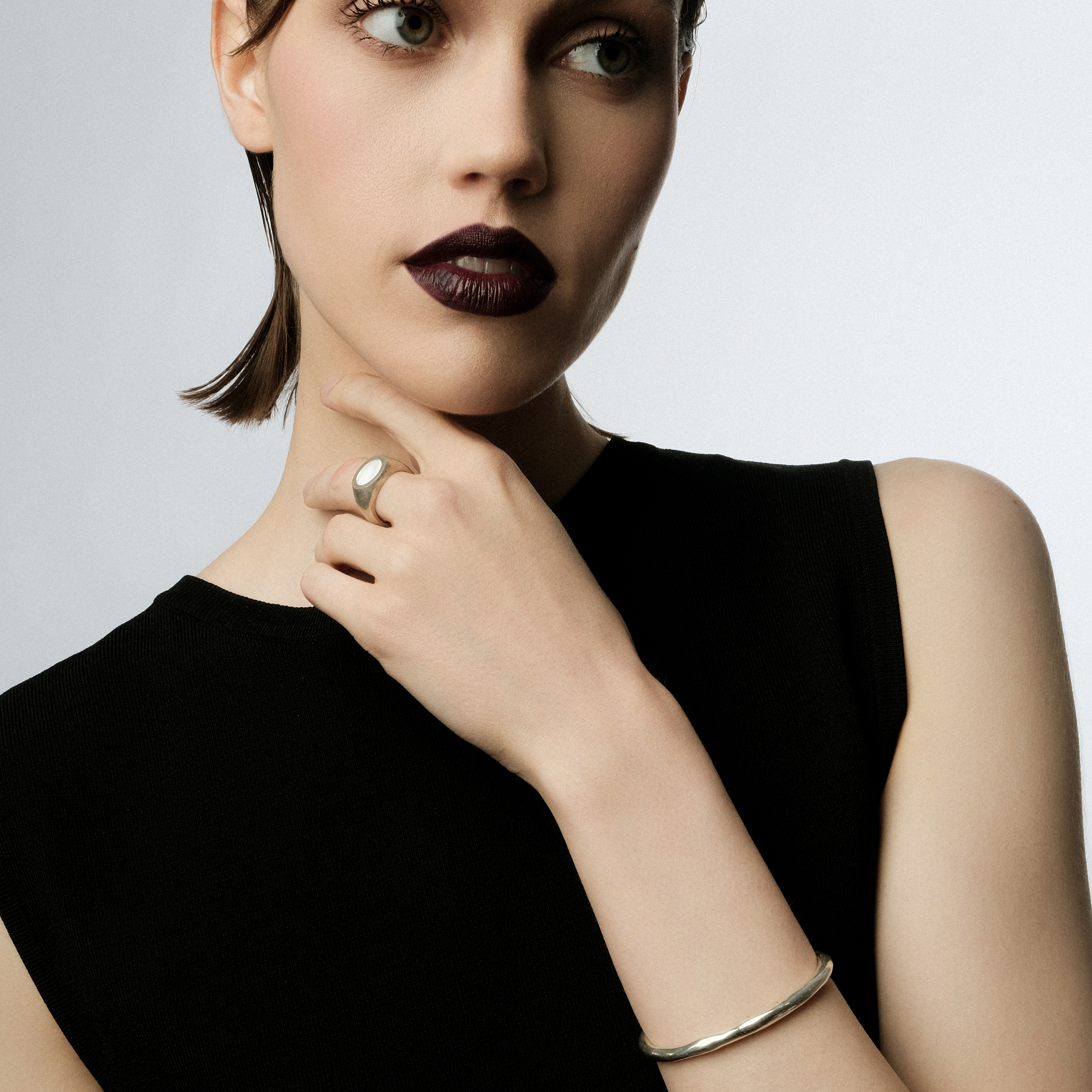 Кольцо BASIC NACRE RING
