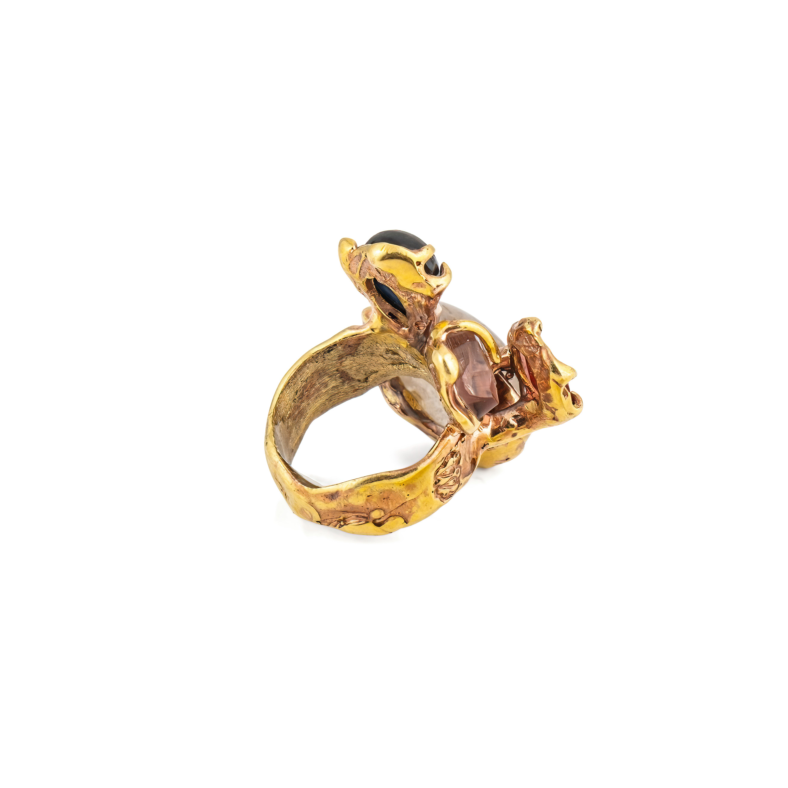 Brass ring with inserts: garnet and rutile quartz