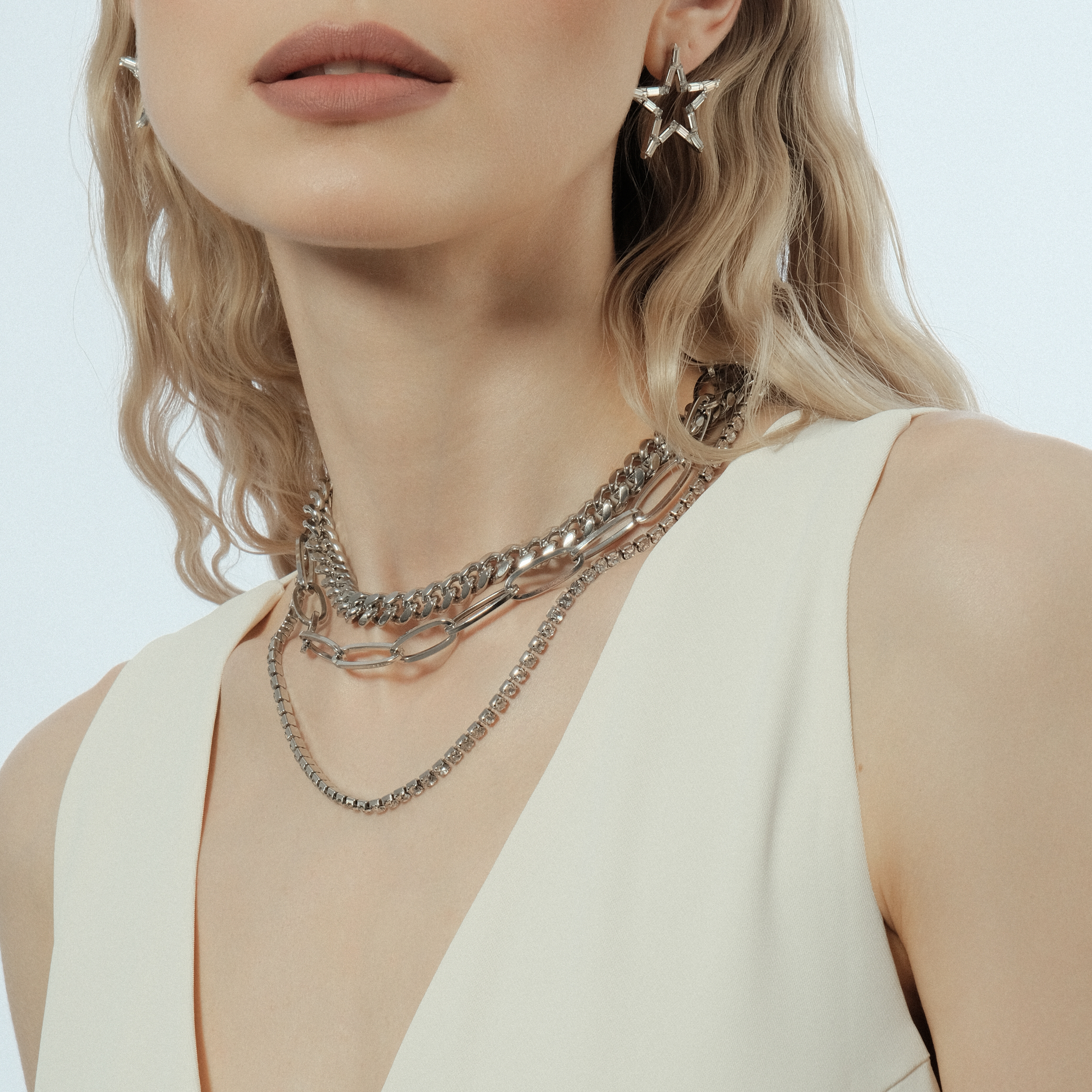 Double necklace-chain with crystals