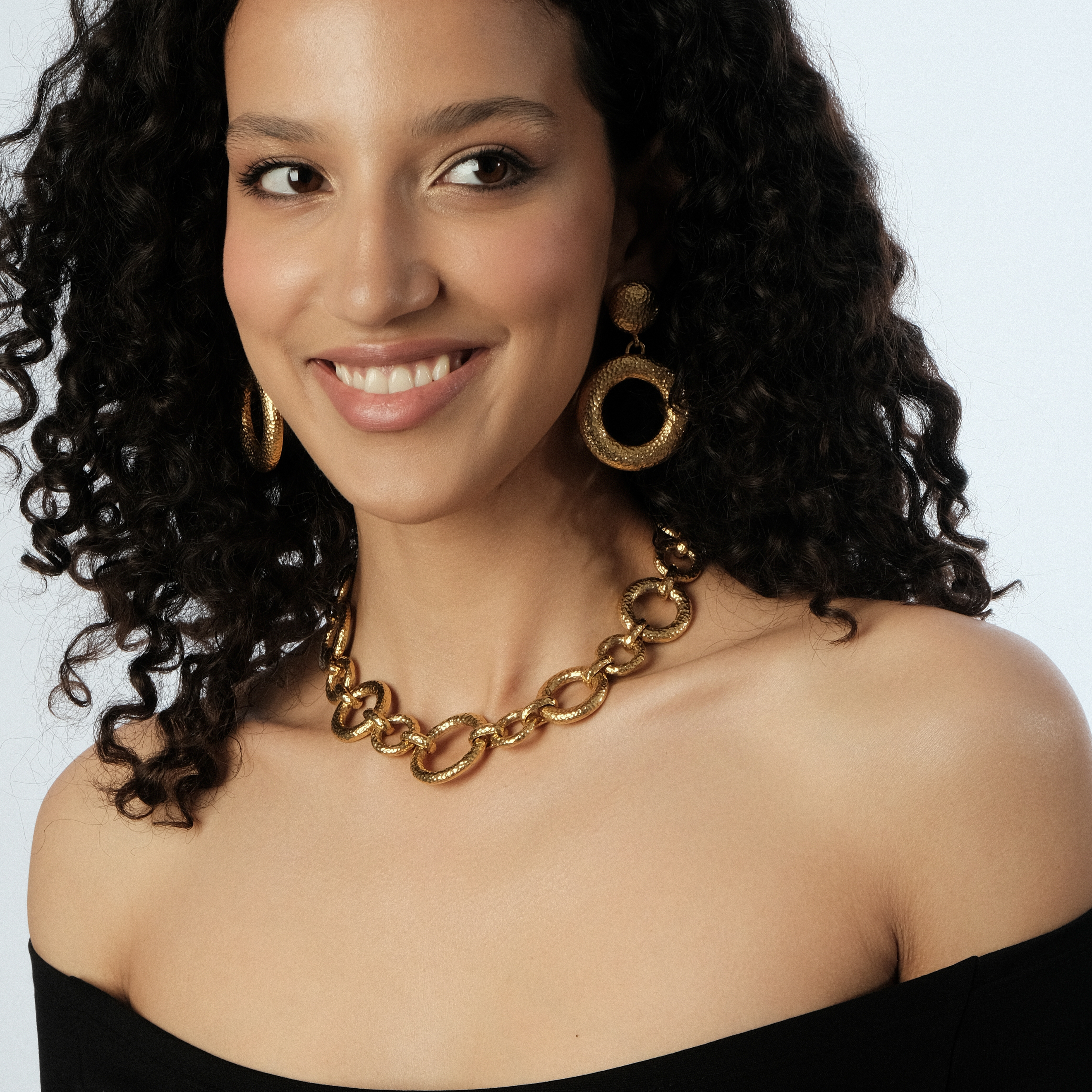 Gold-plated large earrings