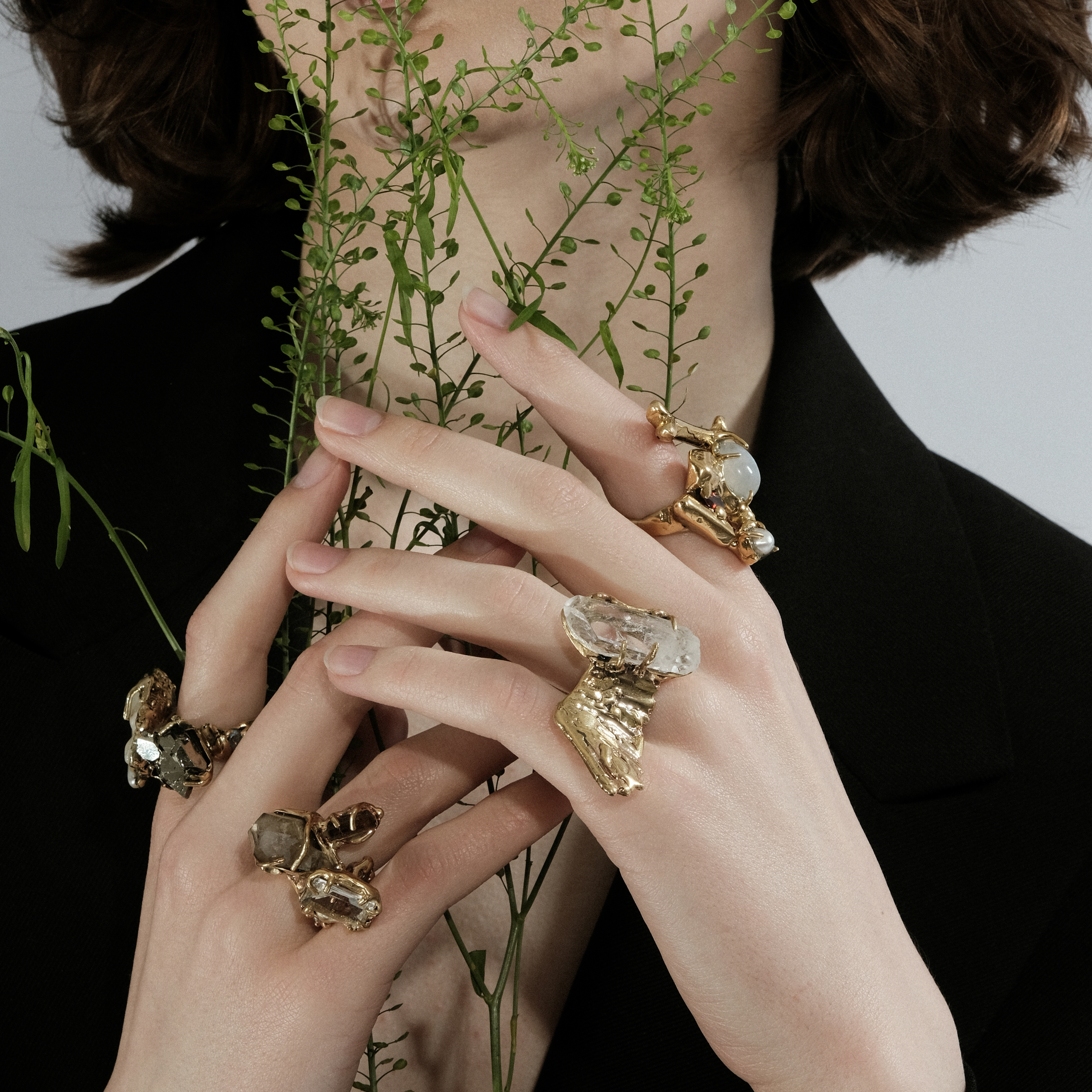 Brass ring with inserts: pearls, cubic zirconia and pyrite